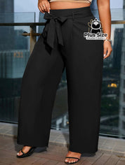 Calça Lisa Preta Com Bolso Inclinado E Cinto Em Tecido Plus Size Calça
