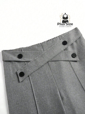 Calça Perna Larga Cintura Alta com Detalhe de Botões Várias Cores Plus Size Calça Perna Larga Cintura Alta com Detalhe