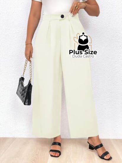 Calça Reta Plissada Lisa Plus Size Calça