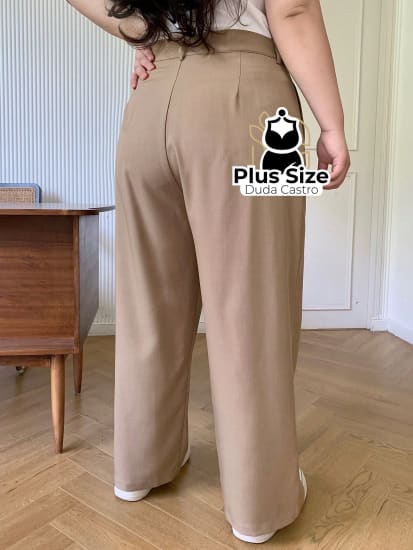 Calça Social Caimento Solto Perna Larga Com Plissados Várias Cores Plus Size