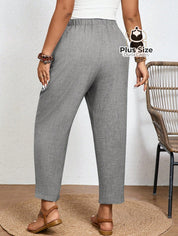 Calças Cintura Elástica e Bolsos Diagonais Plus Size Várias Cores Calças Cintura Elástica e Bolsos Diagonais Plus Size