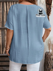Camisa Em Viscose E Poliamida Plus Size Com Bainha Assimétrica Detalhes Elegante Botões