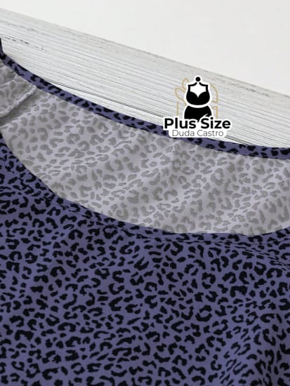 Camisa Estampa Leopardo Gola Redonda Manga Curta E Solta Várias Cores Plus Size Extra Blusa