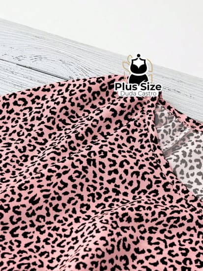 Camisa Estampa Leopardo Gola Redonda Manga Curta E Solta Várias Cores Plus Size Extra Blusa