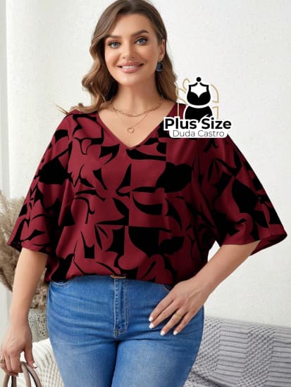 Camisa Meia Manga Com Decote V Estampa Abstrata Plus Size Blusa