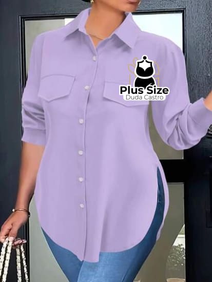 Camisa Plus Size Lisa Com Detalhe De Aba Frontal E Botões Blusa