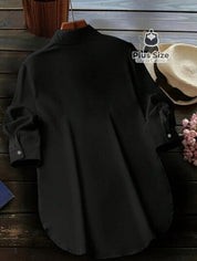 Camisa Plus Size Lisa Com Detalhe De Aba Frontal E Botões Blusa
