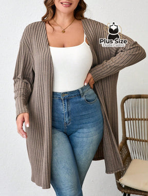 Cardigã Longo em Tricô Canelado Plus Size Várias Cores Cardigã Longo em Tricô Canelado Plus Size Várias Cores