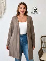 Cardigã Longo em Tricô Canelado Plus Size Várias Cores Cardigã Longo em Tricô Canelado Plus Size Várias Cores