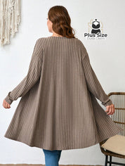 Cardigã Longo em Tricô Canelado Plus Size Várias Cores Cardigã Longo em Tricô Canelado Plus Size Várias Cores