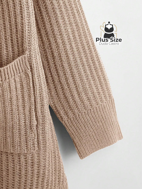 Cardigan de Tricô com Bolsos Várias Cores Plus Size Cardigan de Tricô com Bolsos Várias Cores Plus Size