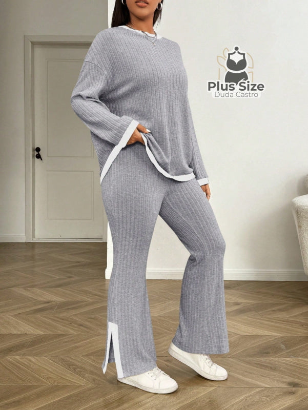 Conjunto Calça e Blusa de Manga Longa Canelada com Detalhes em Contraste Conjunto Calça e Blusa de Manga Longa Canelada