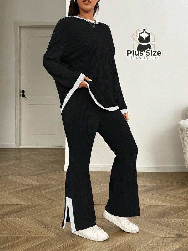 Conjunto Calça e Blusa de Manga Longa Canelada com Detalhes em Contraste Conjunto Calça e Blusa de Manga Longa Canelada