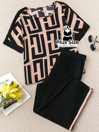 Conjunto Com Camisa Color-Block Decote Redondo E Manga Morcego Plus Size