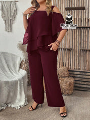 Conjunto de Blusa com Gola Assimétrica e Calça Várias Cores Plus Size Conjunto de Blusa com Gola Assimétrica e Calça