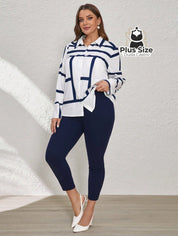 Conjunto de Legging e Blusa de Botões com Estampa Geométrica Plus Size Conjunto de Legging e Blusa de Botões com