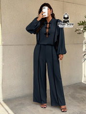 Conjunto Social com Detalhes de Contrates Plus Size Conjunto Social com Detalhes de Contrates Plus Size