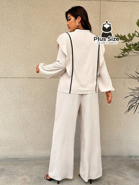 Conjunto Social com Detalhes de Contrates Plus Size Conjunto Social com Detalhes de Contrates Plus Size