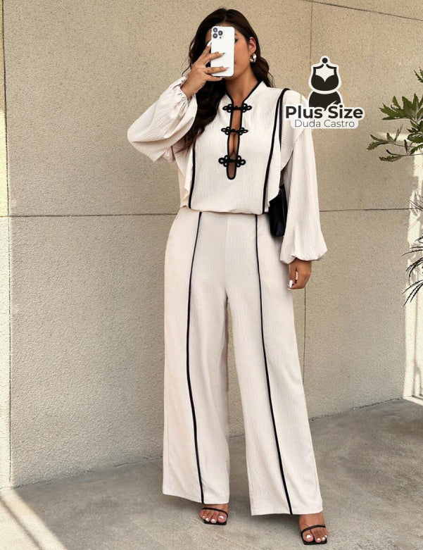 Conjunto Social com Detalhes de Contrates Plus Size Conjunto Social com Detalhes de Contrates Plus Size
