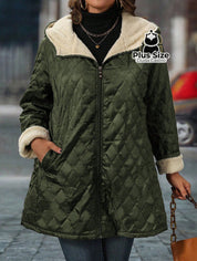 Jaqueta Acolchoada com Zíper e Capuz com forro em Fleece Borg Plus Size Jaqueta Acolchoada com Zíper e Capuz com forro