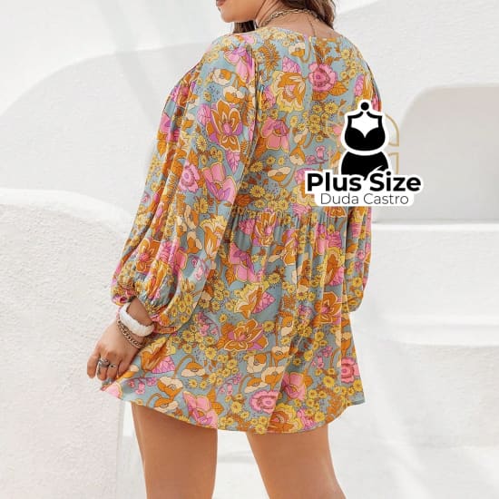 Macaquinho 100% Em Viscose Floral Plus Size Manga Da Lanterna