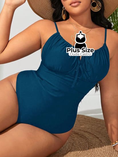 Maiô Com Nó Frontal E Busto Plissado Plus Size