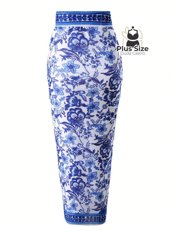 Maiô Com Pareô Floral Decote Em V Ajuste Slim Plus Size