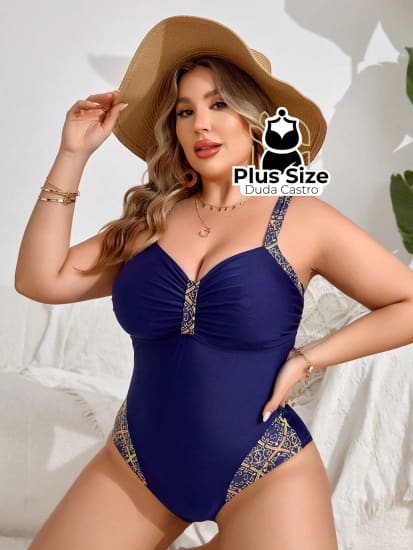 Maiô Plus Size Detalhes De Estampas Sutis