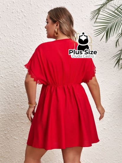 Quimono De Praia Com Manga Morcego Cordão Na Cintura Renda E Fenda Lateral Plus Size