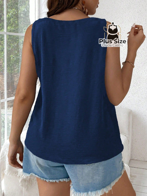 Regata Plus Size V-Neck lisa Várias Cores Regata Plus Size V-Neck lisa Várias Cores