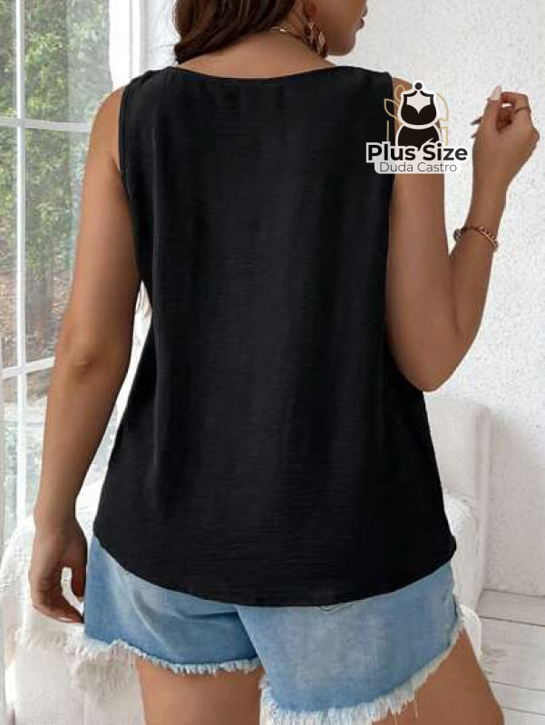 Regata Plus Size V-Neck Lisa Várias Cores