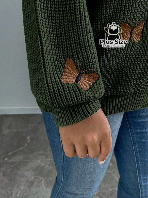 Suéter de Tricô com Borboletas — uma peça perfeita para aquecer com charme nos dias frios. Plus Size Várias Cores
