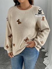 Suéter de Tricô com Borboletas — uma peça perfeita para aquecer com charme nos dias frios. Plus Size Várias Cores