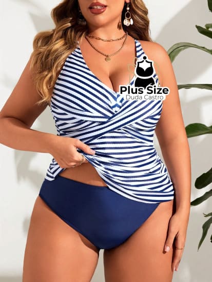 Tanquíni Listrado Plus Size Com Decote V Transpassado E Calcinha