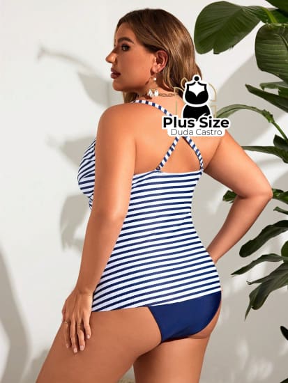 Tanquíni Listrado Plus Size Com Decote V Transpassado E Calcinha