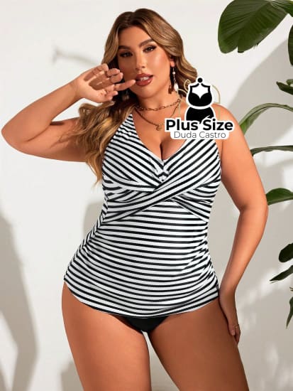 Tanquíni Listrado Plus Size Com Decote V Transpassado E Calcinha