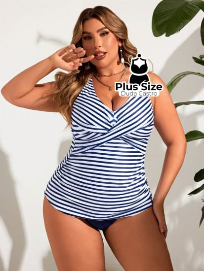 Tanquíni Listrado Plus Size Com Decote V Transpassado E Calcinha