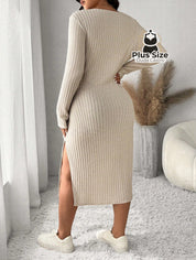 Vestido Ajustado com Fenda Lateral e Toque Macio Plus Size Várias Cores Vestido Ajustado com Fenda Lateral Plus Size