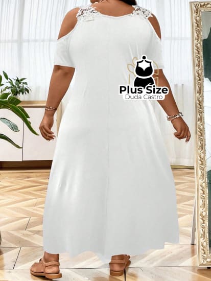 Vestido Com Decote V E Ombro De Fora Branco Plus Size Extra