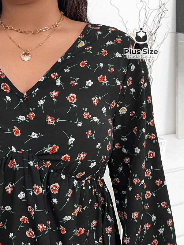 Vestido de Manga Longa com Gola V Babados e Estampa Floral Plus Size Vestido de Manga Longa com Gola V Babados e