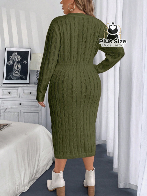 Vestido Manga Longa com Fenda Plus Size Várias Cores Vestido Manga Longa com Fenda Plus Size Várias Cores