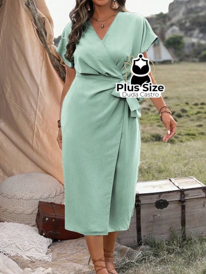 Vestido Midi Liso Transpassado Plus Size Várias Cores