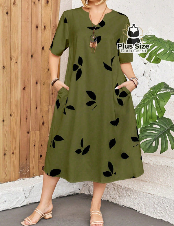 Vestido Plus Size Estampa De Folhas Decote Várias Cores