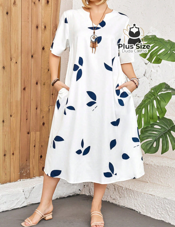 Vestido Plus Size Estampa De Folhas Decote Várias Cores