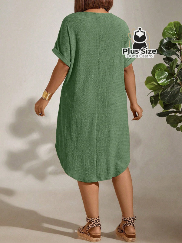 Vestido com Textura Gola Redonda e Manga Morcego Várias Cores Plus Size Vestido com Textura Gola Redonda e Manga