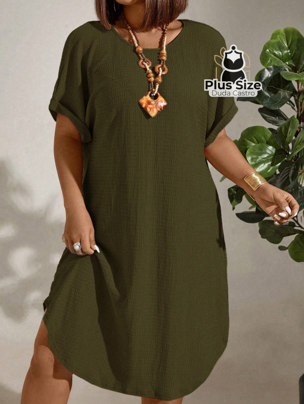 Vestido com Textura Gola Redonda e Manga Morcego Várias Cores Plus Size Vestido com Textura Gola Redonda e Manga
